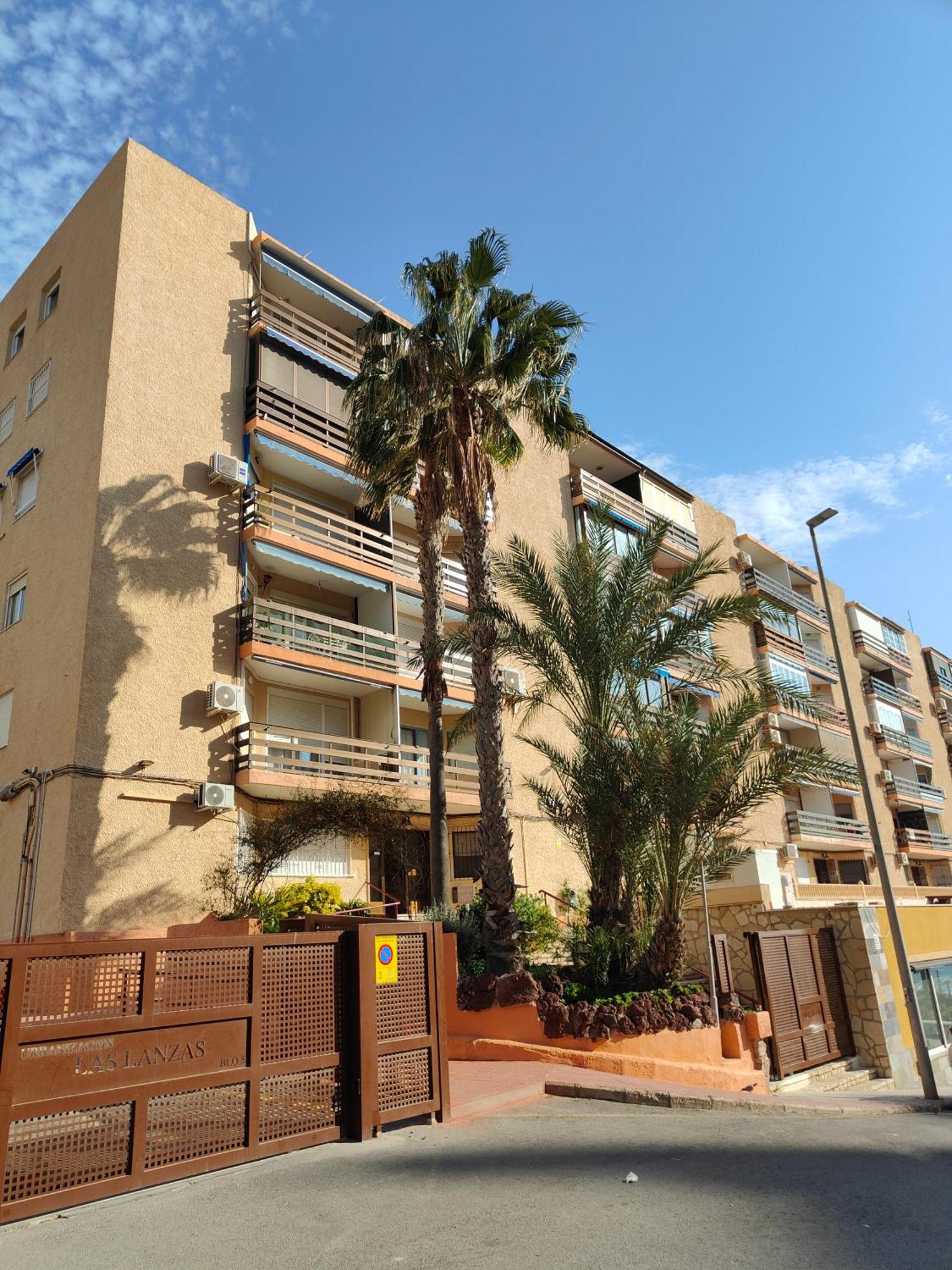 Seaside Beach-Lounge Alicante Ел Кампело Екстериор снимка