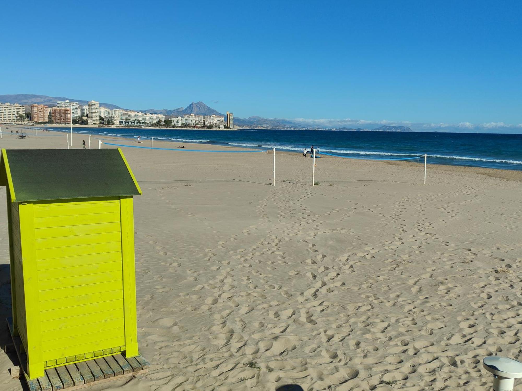 Seaside Beach-Lounge Alicante Ел Кампело Екстериор снимка
