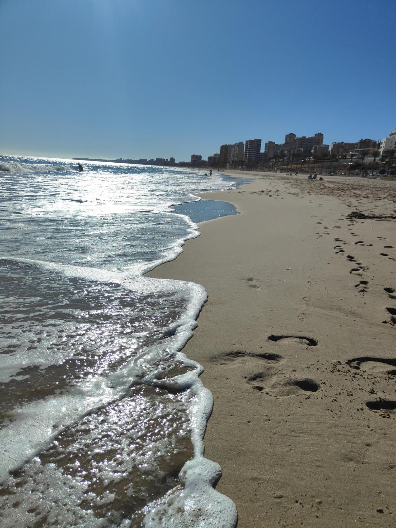 Seaside Beach-Lounge Alicante Ел Кампело Екстериор снимка